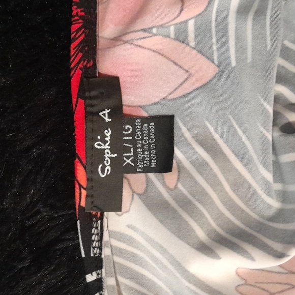 Women's size XL orange and black floral print sundress from Sophie A - Picture 4 of 4